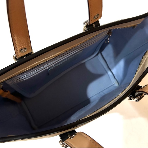 Coach Canvas & Leather Small Tote Excellent Condition - Picture 9 of 11